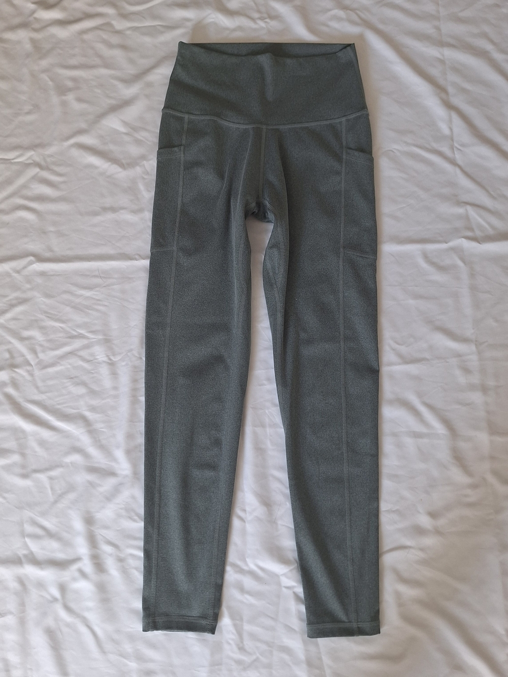 ColorfulKoala Forest Green Stretch High Rise Leggings Women’s Pocket Size Small